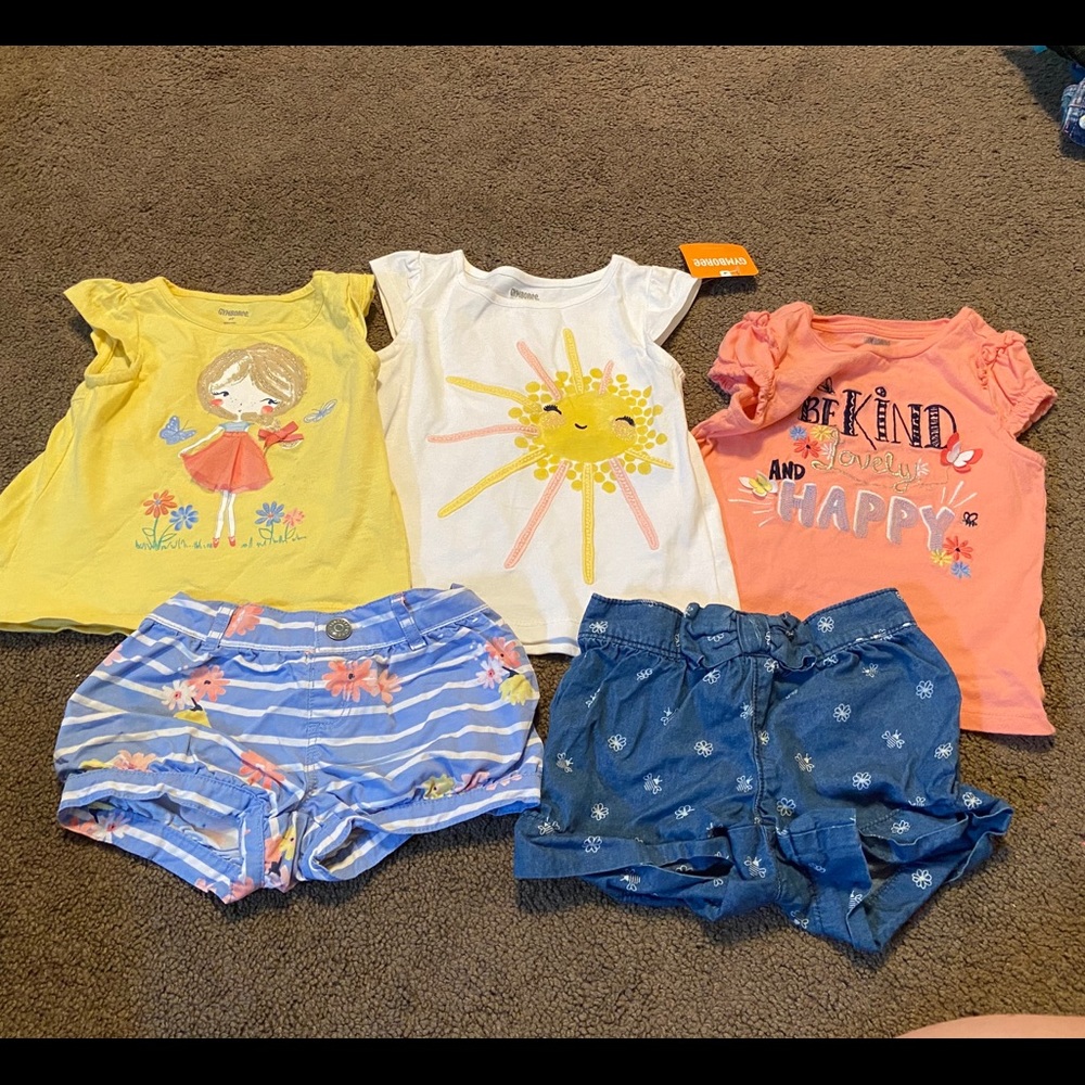 Gymboree lot of clothes in a size 2T
